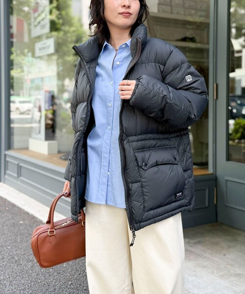 TAION（タイオン）の「《別注》【TAION/タイオン】MOUNTAIN PACKABLE VOLUME DOWN JK ダウンジャケット（ダウンジャケット/コート・レディース・ブラック/ダークブラウン/チャコールグレー/ライトグレー・38/36）」の3枚目の写真