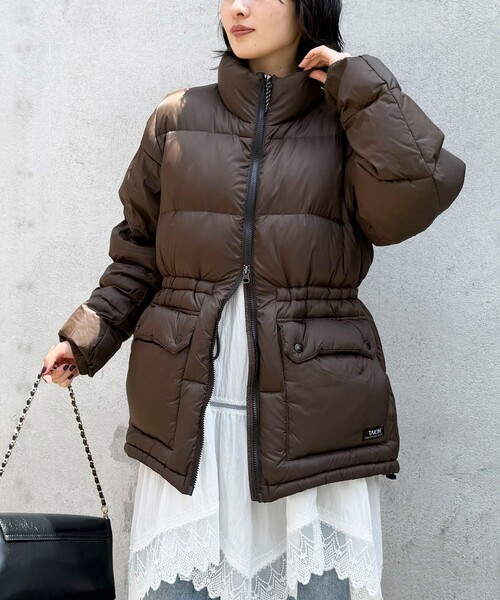 TAION（タイオン）の「《別注》【TAION/タイオン】MOUNTAIN PACKABLE VOLUME DOWN JK ダウンジャケット（ダウンジャケット/コート・レディース・ブラック/ダークブラウン/チャコールグレー/ライトグレー・38/36）」の17枚目の写真