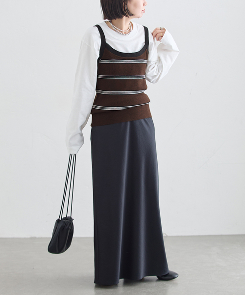 journal standard L'essage(ジャーナルスタンダードレサージュ)の「CASHWOOLエクストラファインメリノ キャミソール(ニット/セーター・レディース・チャコールグレー/レッド/ブラウン・FREE)」の15枚目の写真