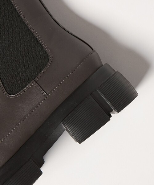SY UNITED ARROWS(シーユナイテッドアローズ)の「<SY>ボリュームソールチェルシー ショートブーツ50↑(ブーツ・レディース・ダークブラウン/ブラック/ダークグレー・22cm/23.5cm/25cm/23cm/24.5cm/22.5cm/24cm)」の14枚目の写真