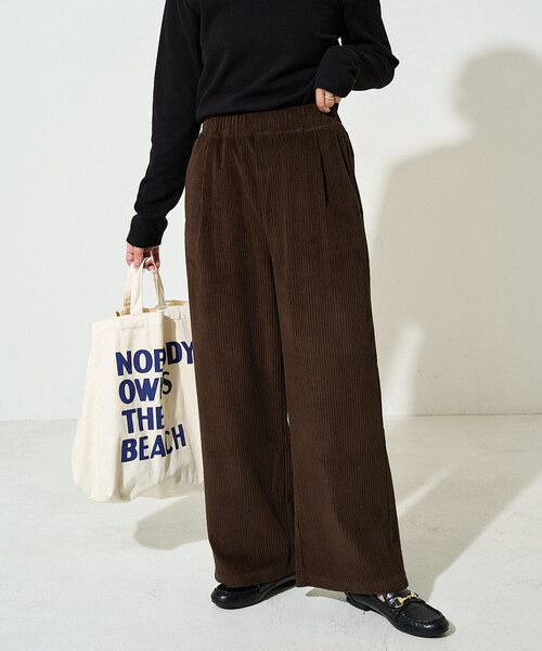 FREAK'S STORE(フリークスストア)の「限定展開 カット コーデュロイ パンツ(その他パンツ・レディース・ライトグレー/ブラック/ネイビー/ブラウン/ベージュ/ナチュラル・SMALL/MEDIUM)」の3枚目の写真