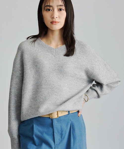 INDIVI(インディヴィ)の「【ヘアリー/上品】スパンコールヤーンふんわりニット(ニット/セーター・レディース・グレー系4/ナチュラル/パープル系1・15 /34/05/38/13)」の9枚目の写真