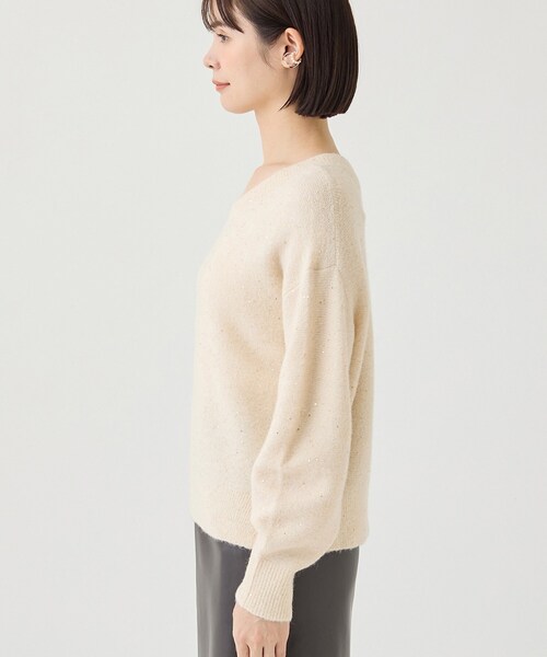 INDIVI(インディヴィ)の「【ヘアリー/上品】スパンコールヤーンふんわりニット(ニット/セーター・レディース・グレー系4/ナチュラル/パープル系1・15 /34/05/38/13)」の18枚目の写真