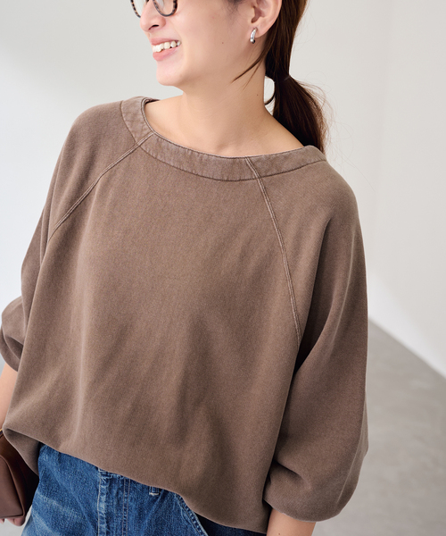 FRAMeWORK(フレームワーク)の「カットオフ加工SWEAT(スウェット・レディース・チャコールグレー/ダークパープル/ブラウン・FREE)」の2枚目の写真