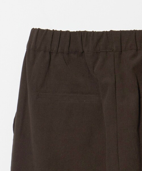 A DAY IN THE LIFE UNITED ARROWS(アデイインザライフユナイテッドアローズ)の「コーデュロイ タックイージーパンツ <A DAY IN THE LIFE>(その他パンツ・レディース・ライトグレー/ネイビー/オフホワイト/ダークブラウン・M/S)」の8枚目の写真