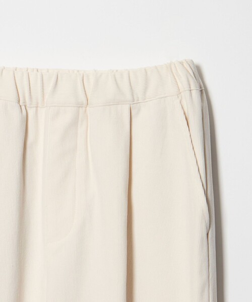 A DAY IN THE LIFE UNITED ARROWS(アデイインザライフユナイテッドアローズ)の「コーデュロイ タックイージーパンツ <A DAY IN THE LIFE>(その他パンツ・レディース・ライトグレー/ネイビー/オフホワイト/ダークブラウン・M/S)」の15枚目の写真