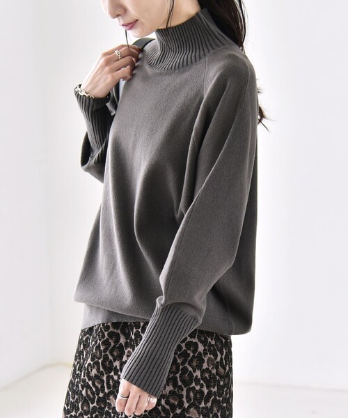 quaranciel(カランシエル)の「〈洗濯機可能〉タートルネック ラグラン ロングリブ ニット プルオーバー 26AW(ニット/セーター・レディース・オレンジ/グレー/オフホワイト・ONE SIZE)」の6枚目の写真