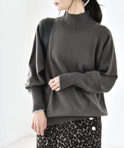 quaranciel(カランシエル)の「〈洗濯機可能〉タートルネック ラグラン ロングリブ ニット プルオーバー 26AW(ニット/セーター・レディース・オレンジ/グレー/オフホワイト・ONE SIZE)」の8枚目の写真