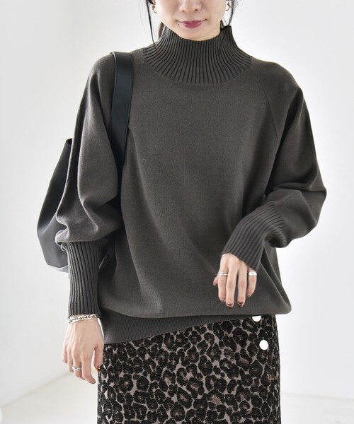 quaranciel(カランシエル)の「〈洗濯機可能〉タートルネック ラグラン ロングリブ ニット プルオーバー 26AW(ニット/セーター・レディース・オレンジ/グレー/オフホワイト・ONE SIZE)」の9枚目の写真