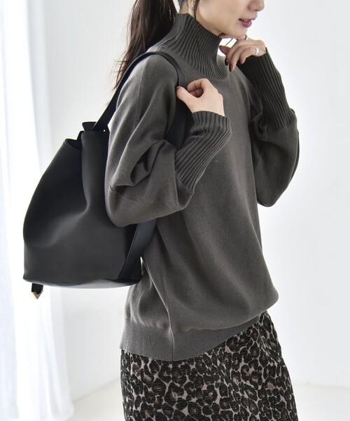 quaranciel(カランシエル)の「〈洗濯機可能〉タートルネック ラグラン ロングリブ ニット プルオーバー 26AW(ニット/セーター・レディース・オレンジ/グレー/オフホワイト・ONE SIZE)」の10枚目の写真