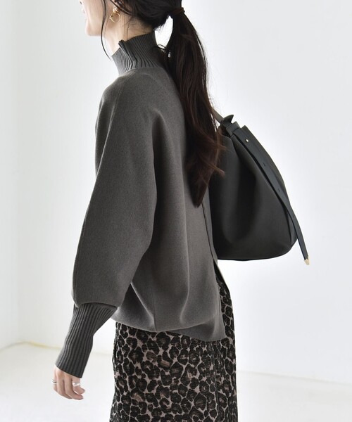 quaranciel(カランシエル)の「〈洗濯機可能〉タートルネック ラグラン ロングリブ ニット プルオーバー 26AW(ニット/セーター・レディース・オレンジ/グレー/オフホワイト・ONE SIZE)」の13枚目の写真