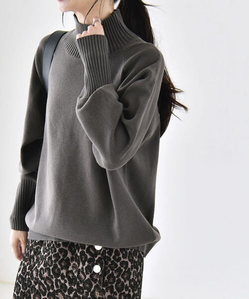 quaranciel(カランシエル)の「〈洗濯機可能〉タートルネック ラグラン ロングリブ ニット プルオーバー 26AW(ニット/セーター・レディース・オレンジ/グレー/オフホワイト・ONE SIZE)」の14枚目の写真