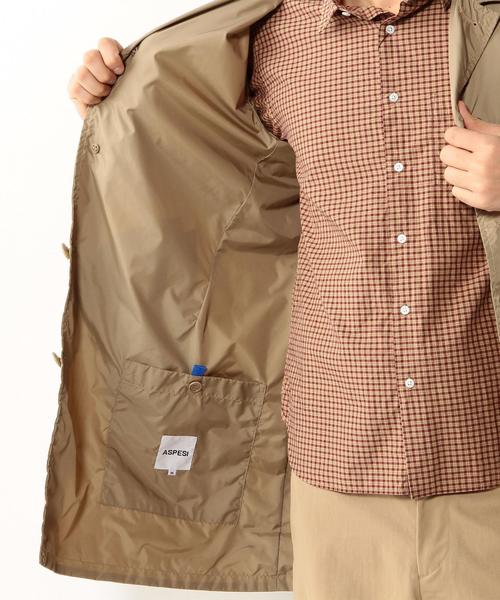 UNITED ARROWS（ユナイテッドアローズ）の「＜ASPESI(アスペジ）＞ PACK STN◆（ステンカラーコート・メンズ・ベージュ/オレンジ/ネイビー・SMALL/MEDIUM/LARGE）」の19枚目の写真