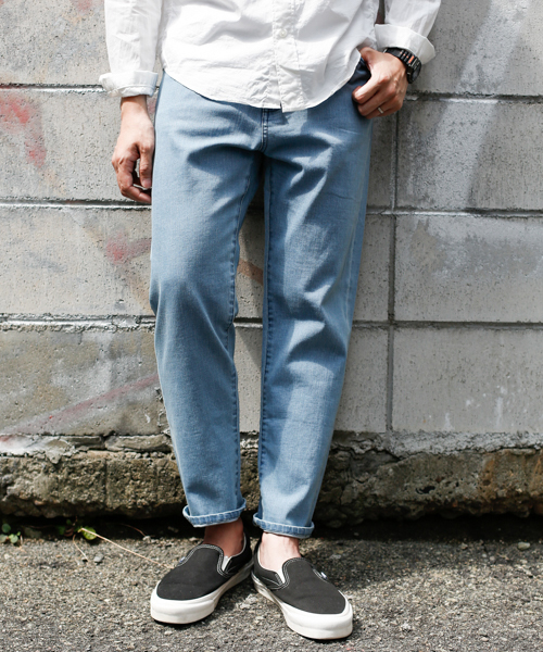 URBAN RESEARCH DOORS MENS(アーバンリサーチ ドアーズ メンズ)の「DOORS Ankle Cut Jeans(デニムパンツ・メンズ・ブルー/ホワイト/ネイビー・36/40/38)」の3枚目の写真