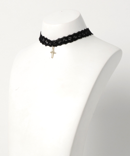 VENCEEXCHANGE（ヴァンスエクスチェンジ）の「レース+クロスチャームサガリチョーカー            （チョーカー・レディース・GOLD ・FREE）」の5枚目の写真
