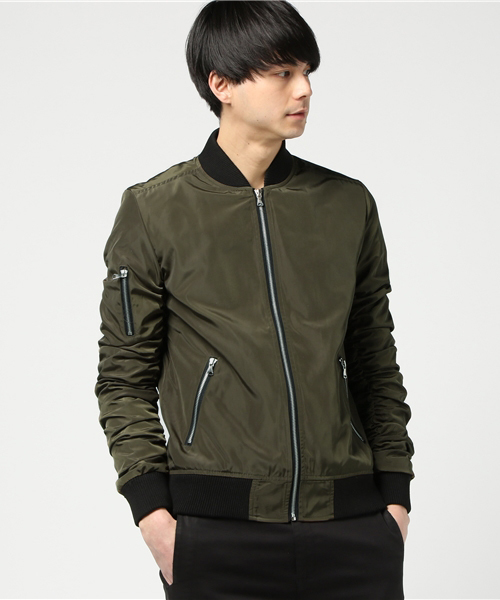 VENCEEXCHANGE（ヴァンスエクスチェンジ）の「袖シャーリングMA-1       （MA-1・メンズ・ブラック/オリーブ・X-LARGE/MEDIUM/LARGE）」の12枚目の写真