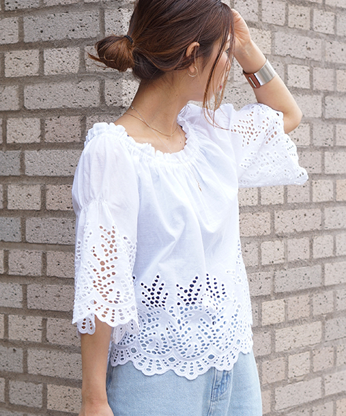 laboratory work（ラボラトリーワーク）の「カットワーク刺繍ブラウス（シャツ/ブラウス・レディース・ホワイト/ブラック・MEDIUM）」の9枚目の写真