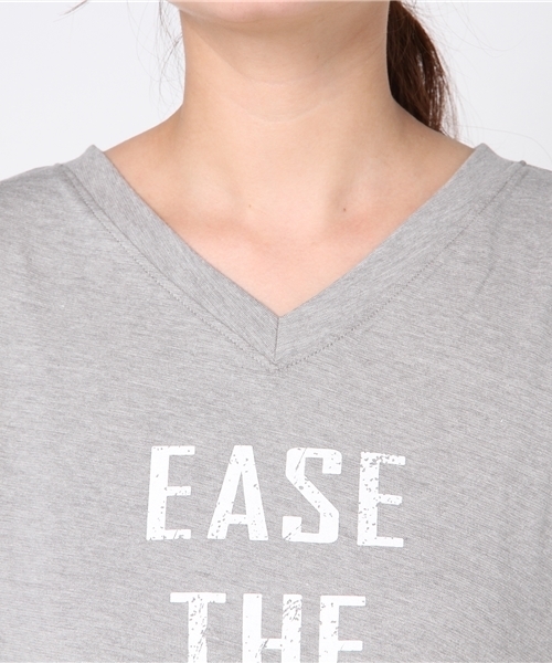 LBC（エルビーシー）の「ロゴプリントVネックワンピース      （ワンピース・レディース・ネイビー/グレー・LARGE/MEDIUM）」の11枚目の写真