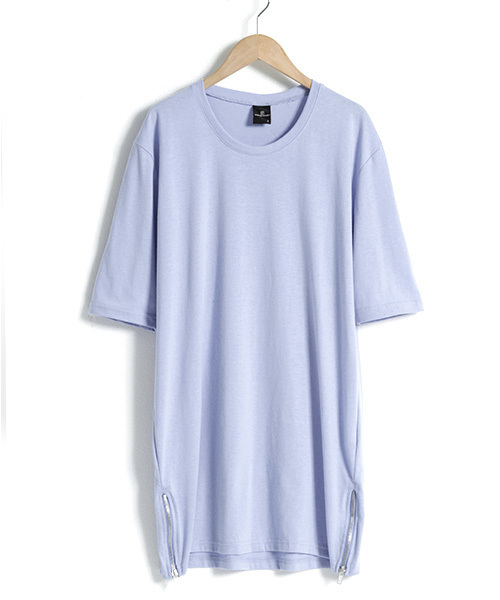 MONO-MART（モノマート）の「裾サイドZIP Uネックロング丈カットソー(1/2スリーブ)（Tシャツ/カットソー・メンズ・ピンク/チャコール/オフホワイト/グレー/グリーン系その他/ネイビー/ブルー系その他/アイボリー/ブラック/ライトブルー・FREE）」の22枚目の写真