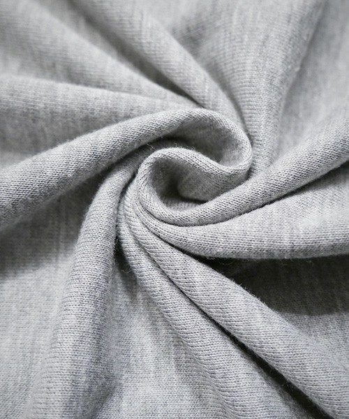 MONO-MART（モノマート）の「裾サイドZIP Uネックロング丈カットソー(1/2スリーブ)（Tシャツ/カットソー・メンズ・ピンク/チャコール/オフホワイト/グレー/グリーン系その他/ネイビー/ブルー系その他/アイボリー/ブラック/ライトブルー・FREE）」の16枚目の写真