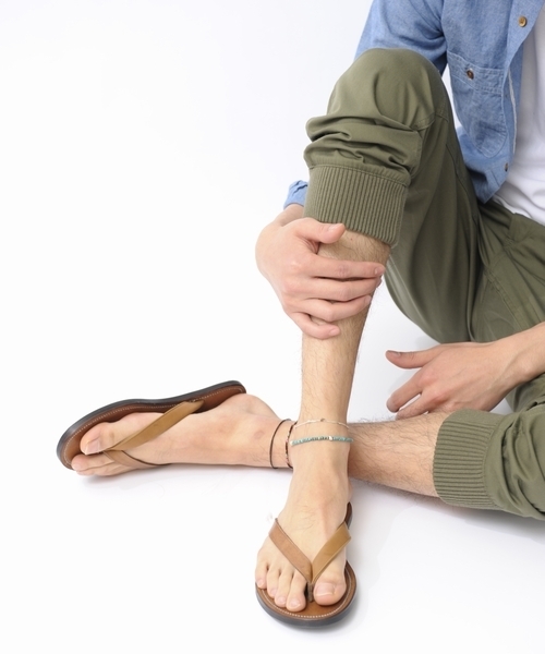 BEAUTY&YOUTH UNITED ARROWS（ビューティーアンドユースユナイテッドアローズ）の「BY∴ レザー トング サンダル12ss◆（サンダル・メンズ・ブラック/ブラウン/ダークブラウン/ナチュラル・SMALL/MEDIUM/LARGE）」の4枚目の写真