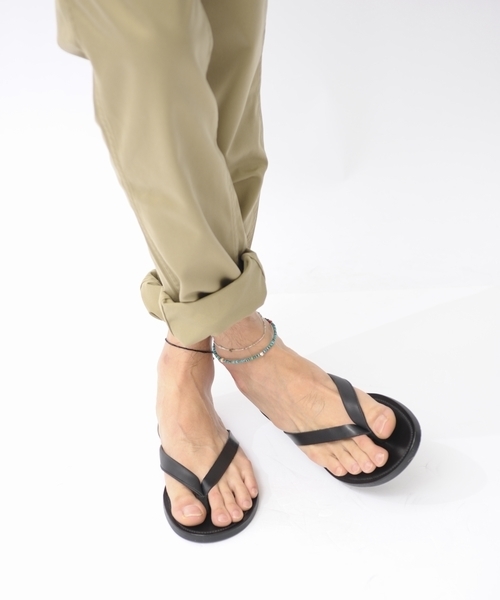 BEAUTY&YOUTH UNITED ARROWS（ビューティーアンドユースユナイテッドアローズ）の「BY∴ レザー トング サンダル12ss◆（サンダル・メンズ・ブラック/ブラウン/ダークブラウン/ナチュラル・SMALL/MEDIUM/LARGE）」の2枚目の写真