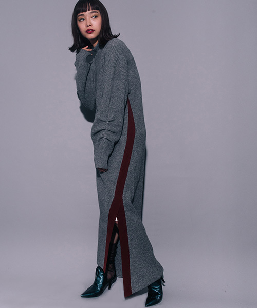 STUDIOUS HIGH(ストゥディオスハイ)の「アシメサイドラインニットワンピース(ワンピース・レディース・グレー/ネイビー・1)」の1枚目の写真