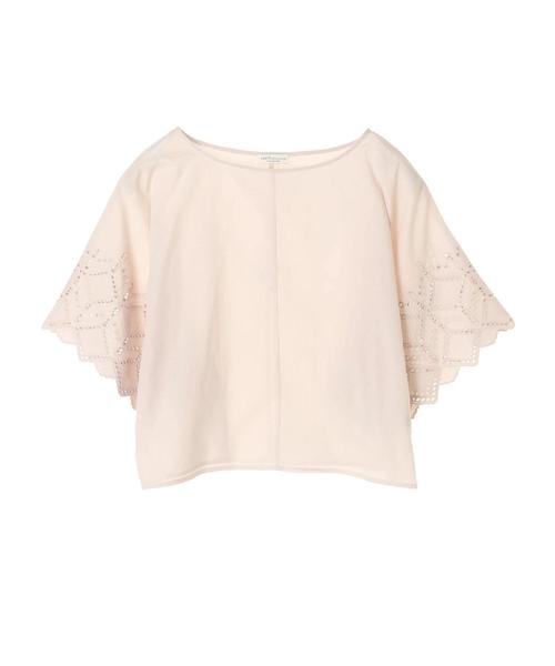 earth music&ecology（アースミュージックアンドエコロジー）の「・エンブロイダリーポンチョ ●（シャツ/ブラウス・レディース・オフホワイト/イエロー/ブラック/ネイビー/ベージュ系その他/ダークグリーン・FREE）」の9枚目の写真