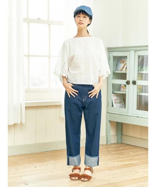 earth music&ecology（アースミュージックアンドエコロジー）の「・エンブロイダリーポンチョ ●（シャツ/ブラウス・レディース・オフホワイト/イエロー/ブラック/ネイビー/ベージュ系その他/ダークグリーン・FREE）」の13枚目の写真