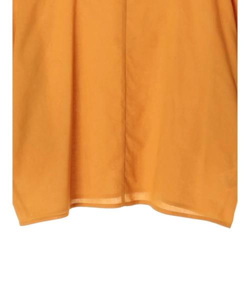 earth music&ecology（アースミュージックアンドエコロジー）の「・エンブロイダリーポンチョ ●（シャツ/ブラウス・レディース・オフホワイト/イエロー/ブラック/ネイビー/ベージュ系その他/ダークグリーン・FREE）」の18枚目の写真