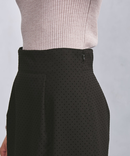 UNITED ARROWS（ユナイテッドアローズ）の「UBCS T/R フロッキードット タイトスカート（スカート・レディース・ブラック/ブラウン・34/40/38/36）」の14枚目の写真