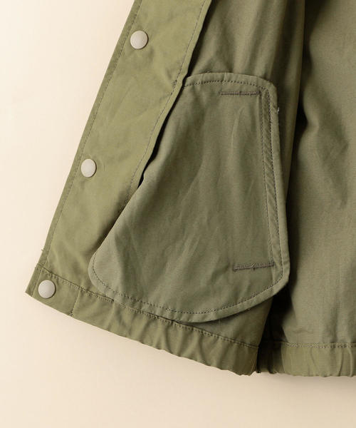 green label relaxing(グリーンレーベルリラクシング)の「【キッズ】ロゴプリントコーチジャケット(ブルゾン・キッズ・オリーブ/ネイビー・135/125/105/115)」の12枚目の写真