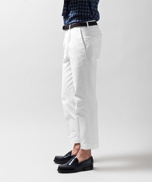 NANO universe(ナノユニバース)の「Giab's ARCHIVIO(ジャブス・アルキヴィオ)/ garment dye chino(スラックス・メンズ・ホワイト/ベージュ/グリーン/カーキ/ネイビー・44/46/48/50)」の6枚目の写真