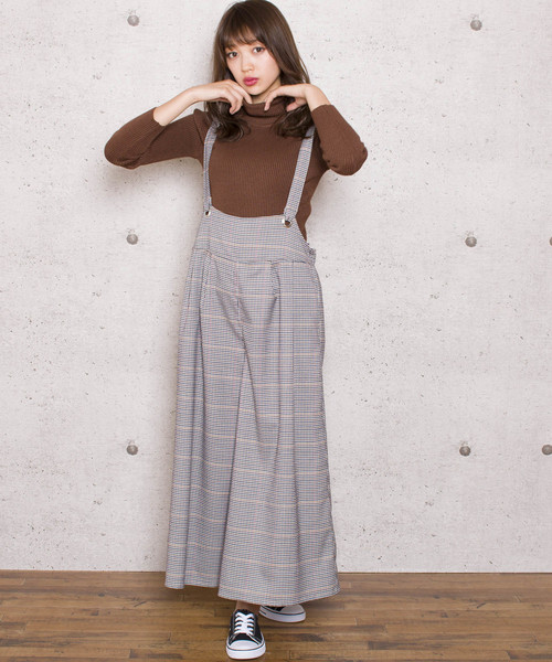 LUGG NAGG(ラグナグ)の「【Jewelobe/ ジュエローブ】タートルネック リブニット トップス(ニット/セーター・レディース・ホワイト/ブラック/ブラウン/グレー/グリーン・FREE)」の1枚目の写真