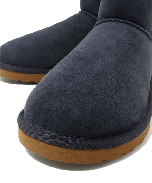CIAOPANIC(チャオパニック)の「【UGG】CLASSICMINI(ブーツ・レディース・ブラック/ブラウン/グレー/ネイビー・23cm/24cm/25cm)」の8枚目の写真