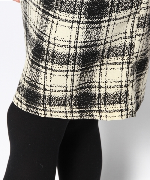 ROSE BUD（ローズバッド）の「S-LOP-13209 SIDE OPEN MINI DRESS（ワンピース・レディース・アイボリー/ブルー・ONE SIZE）」の6枚目の写真