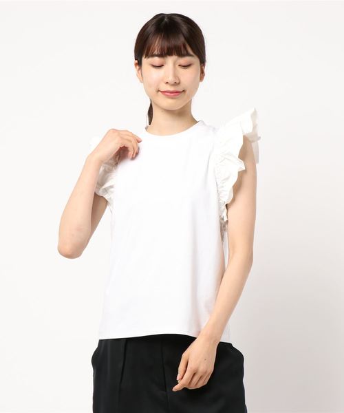 KOBE LETTUCE（コウベレタス）の「ショルダーフリルノースリーブトップス（Tシャツ/カットソー・レディース・オフホワイト/ライトベージュ/ブラウン/ブラック・FREE）」の2枚目の写真