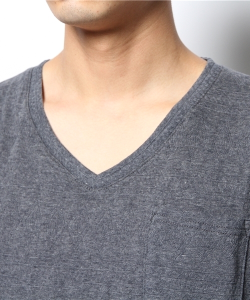 WEGO(ウィゴー)の「WEGO/ジャガードVネックTシャツ(Tシャツ/カットソー・メンズ・ネイビー/ライトピンク/ダークグレー/サックスブルー・LARGE/MEDIUM)」の10枚目の写真