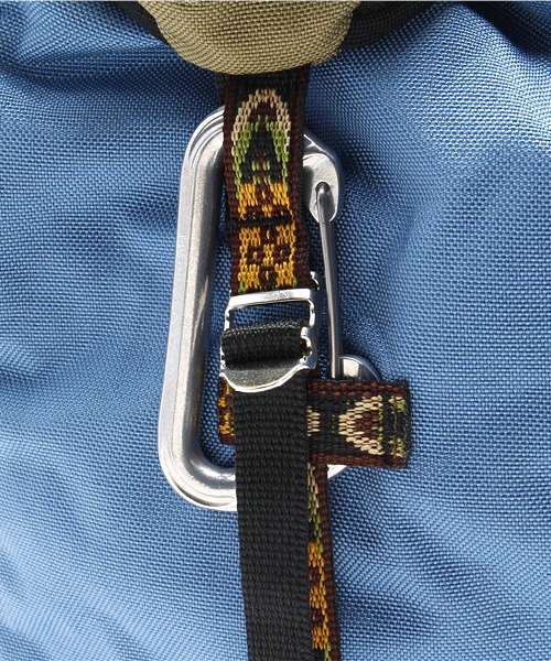 BEAMS BOY（ビームスボーイ）の「EPPERSON MOUNTAINEERING / Climb Pack 14FW（バックパック/リュック・レディース・ピンク/サックスブルー・ONE SIZE）」の8枚目の写真