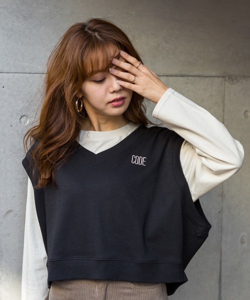SpRay(スプレイ)の「ベストSETシャツ(Tシャツ/カットソー・レディース・ブラック/ブラウン/グリーン/パープル・FREE)」の2枚目の写真