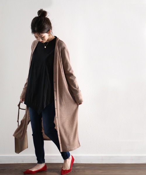 classicalelf（クラシカルエルフ）の「アシンメトリー・ビッグシルエットクルーネック無地ロングカットソー(長袖)（Tシャツ/カットソー・レディース・ホワイト/ブラック/ベージュ/ブラウン/グレイッシュブルー/モスグリーン・MEDIUM/LARGE/X-LARGE/XX-LARGE）」の18枚目の写真