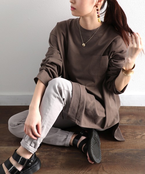 classicalelf（クラシカルエルフ）の「アシンメトリー・ビッグシルエットクルーネック無地ロングカットソー(長袖)（Tシャツ/カットソー・レディース・ホワイト/ブラック/ベージュ/ブラウン/グレイッシュブルー/モスグリーン・MEDIUM/LARGE/X-LARGE/XX-LARGE）」の21枚目の写真