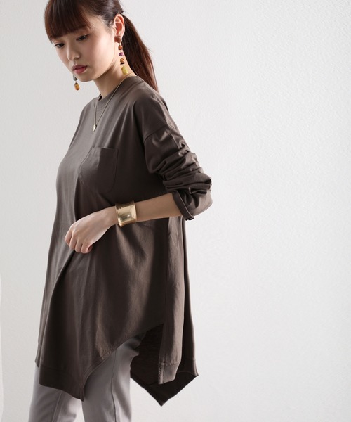 classicalelf（クラシカルエルフ）の「アシンメトリー・ビッグシルエットクルーネック無地ロングカットソー(長袖)（Tシャツ/カットソー・レディース・ホワイト/ブラック/ベージュ/ブラウン/グレイッシュブルー/モスグリーン・MEDIUM/LARGE/X-LARGE/XX-LARGE）」の20枚目の写真