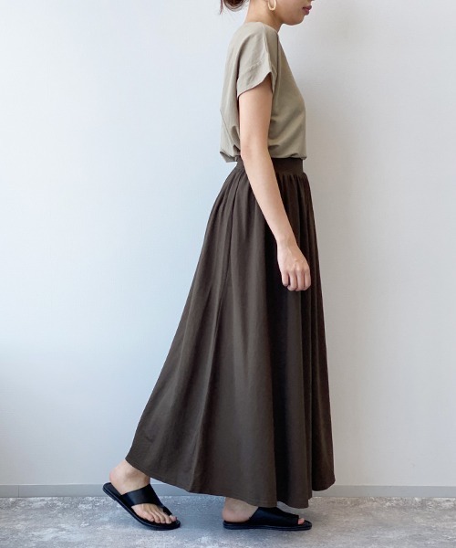 LAKOLE(ラコレ)の「【接触冷感】コンパクトピケマキシスカート / LAKOLE(スカート・レディース・ダークブラウン/カーキ/ブラック/ライトベージュ・MEDIUM/SMALL)」の15枚目の写真
