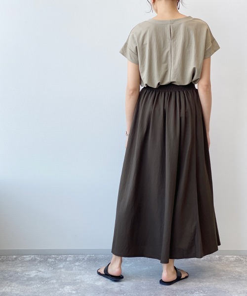 LAKOLE(ラコレ)の「【接触冷感】コンパクトピケマキシスカート / LAKOLE(スカート・レディース・ダークブラウン/カーキ/ブラック/ライトベージュ・MEDIUM/SMALL)」の14枚目の写真