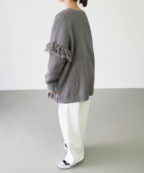 Riberry（リベリー）の「フリンジ使いカーデ（ニット/セーター・レディース・オフホワイト/ブラック/チャコールグレー/ベージュ/カーキ・MEDIUM）」の16枚目の写真