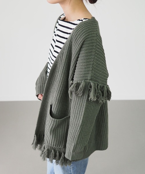 Riberry（リベリー）の「フリンジ使いカーデ（ニット/セーター・レディース・オフホワイト/ブラック/チャコールグレー/ベージュ/カーキ・MEDIUM）」の9枚目の写真