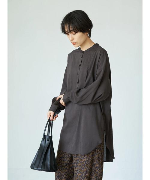 AMERICAN HOLIC（アメリカンホリック）の「シアーバンドカラーラウンドチュニック　＊（Tシャツ/カットソー・レディース・チャコールグレー/ピンク/アイボリー/グレイッシュベージュ・FREE）」の13枚目の写真