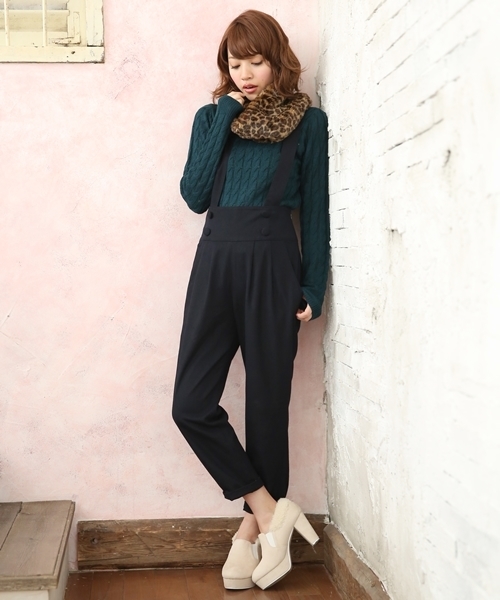 Heather（ヘザー）の「ハイウエストサスペンダーパンツ　552640（その他パンツ・レディース・ネイビー/ストライプ/ブラック・FREE）」の2枚目の写真