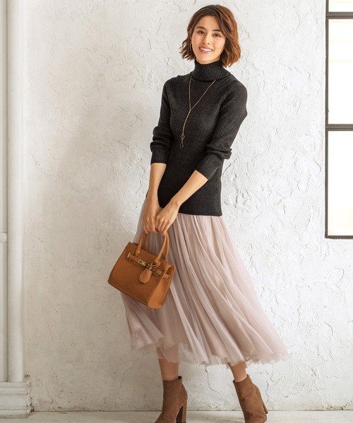 BELLUNA（ベルーナ）の「ふわもちタートルネックニットプルオーバー（ニット/セーター・レディース・ブラック/オフホワイト/杢グレー/パープル系その他・MEDIUM/LARGE/X-LARGE）」の9枚目の写真